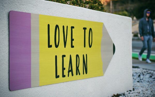 IELTS vs TOEFL vs Cambridge: cuál elegir en 2026 según tu objetivo